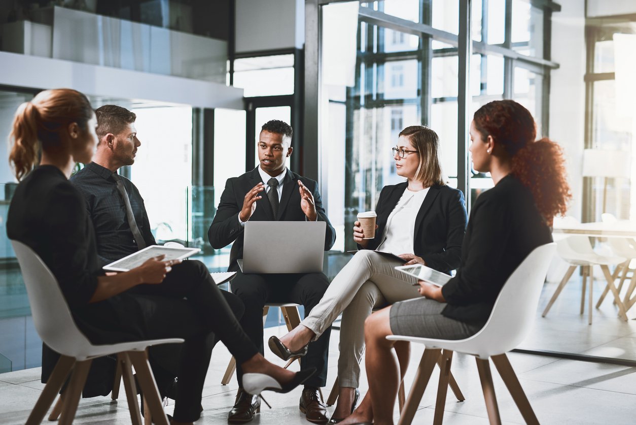 Microsoft 365 Apps for Enterprise vs Business—a Comparative Guide