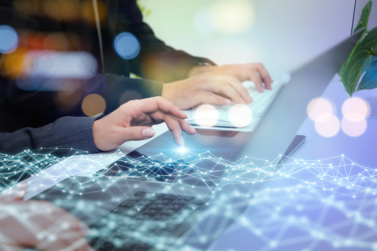 Windows 365 vs Azure virtual desktop